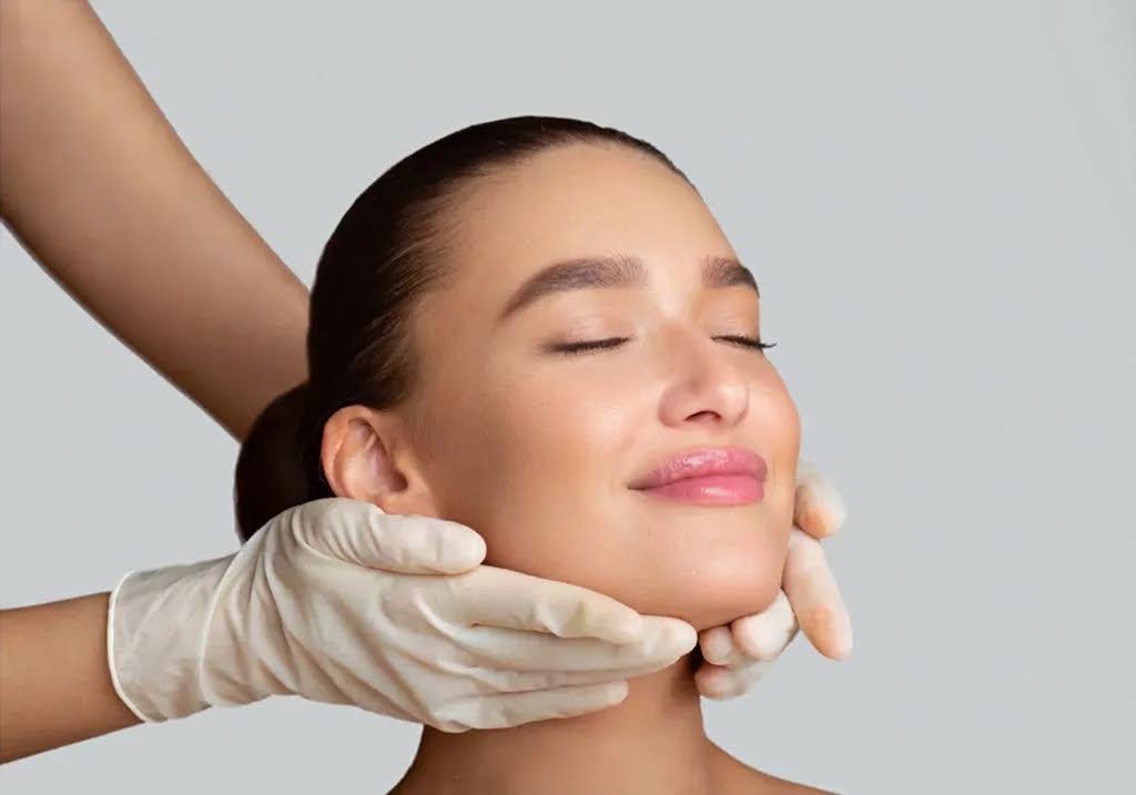 Sculptra Glow – Collagen Rejuvenation & Volume Restoration